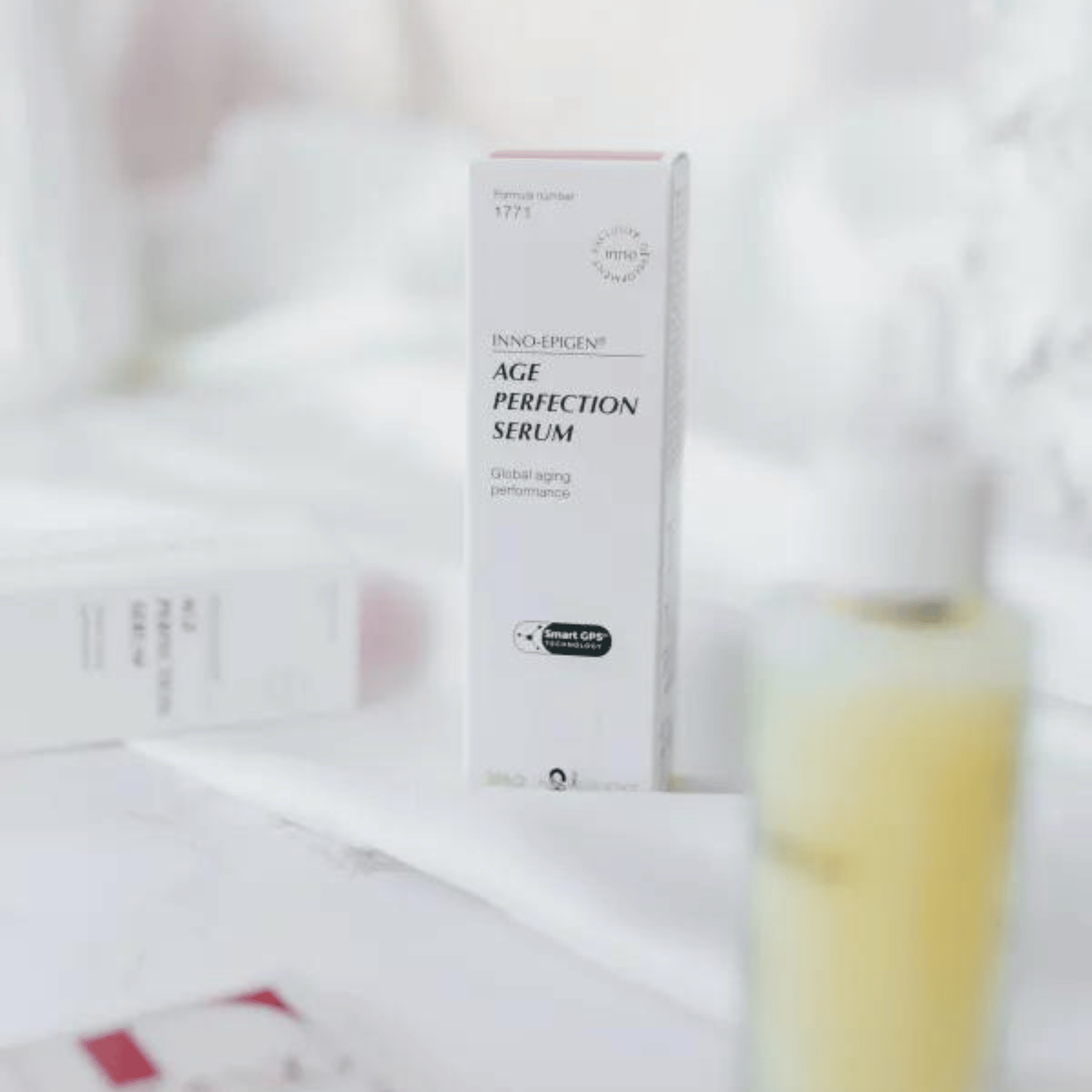 AGE PERFECTION SÉRUM / Rejuvenecedor intenso + REGALO🎁: 3 muestras de nuestros otros serúm.